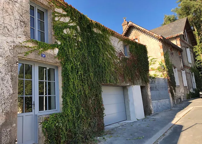 Proche Du Puy Du Fou *